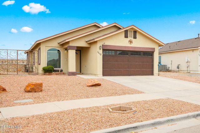 1112 Cielo Bonito Drive, Socorro, TX 79927