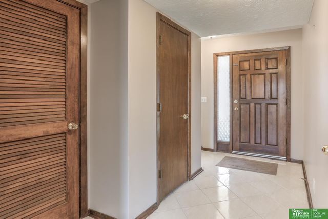 6246 S 150th Street, Omaha, NE 68137