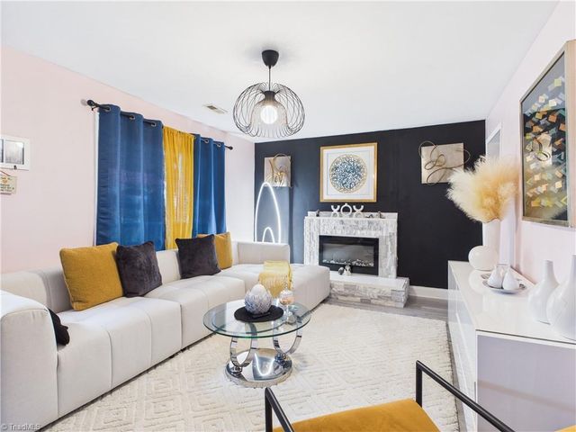 223 Jay Place, High Point, NC 27263