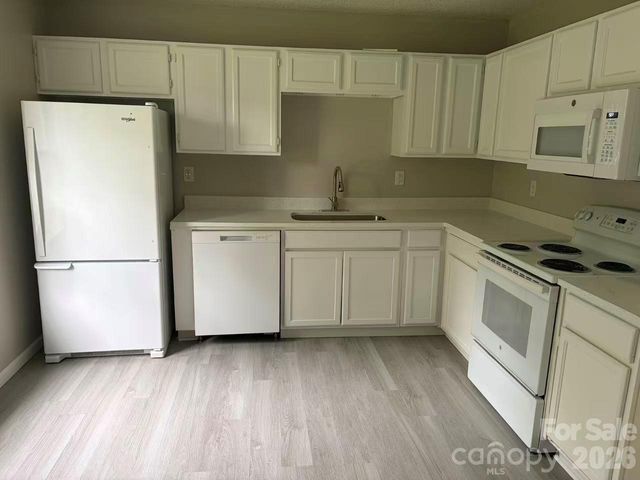 2200 Brookside Avenue, Kannapolis, NC 28081