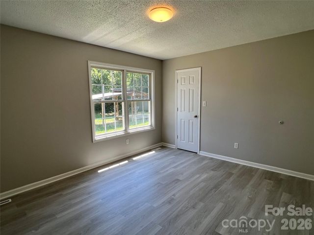 2200 Brookside Avenue, Kannapolis, NC 28081