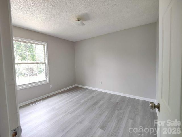 2200 Brookside Avenue, Kannapolis, NC 28081