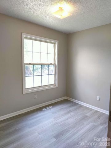 2200 Brookside Avenue, Kannapolis, NC 28081