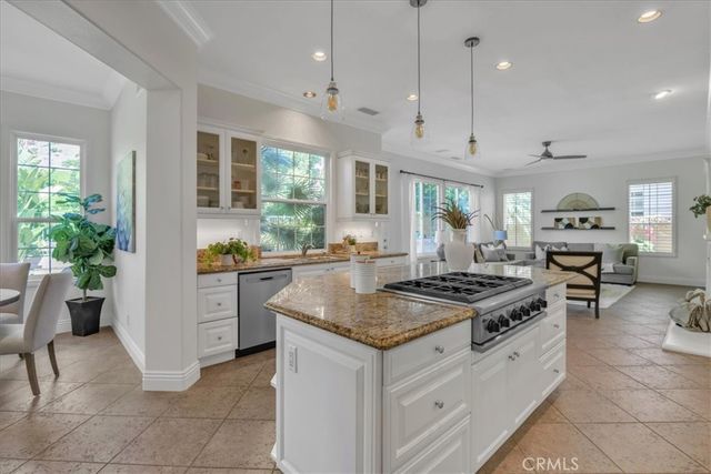 10 Edendale Street, Ladera Ranch, CA 92694