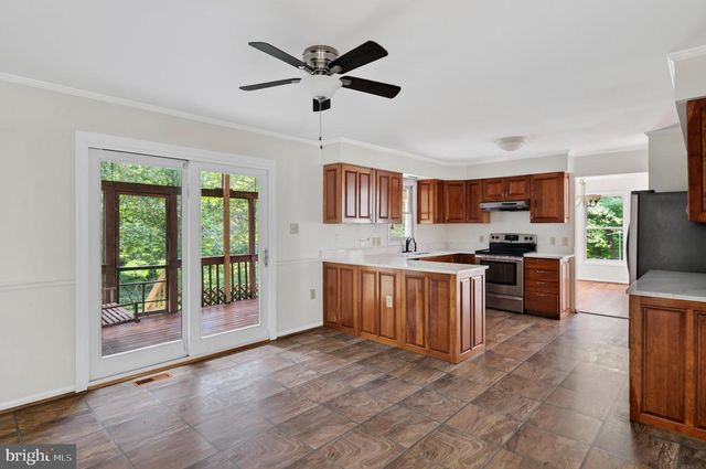 881 CHINQUAPIN CREST DR, Harwood, MD 20776