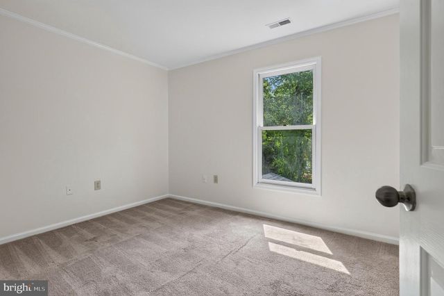 881 CHINQUAPIN CREST DR, Harwood, MD 20776