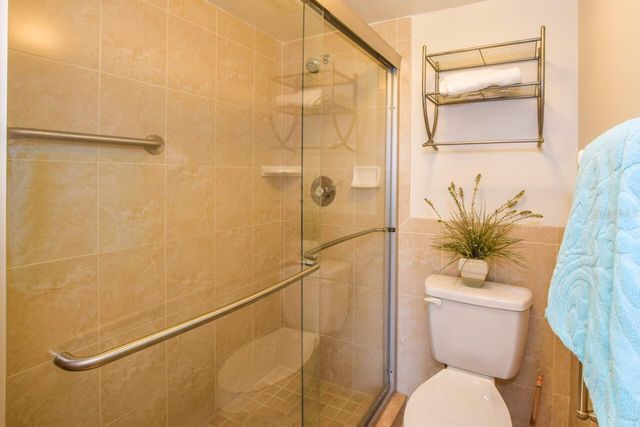 408 CERROMAR CIRCLE S 236, Venice, FL 34293