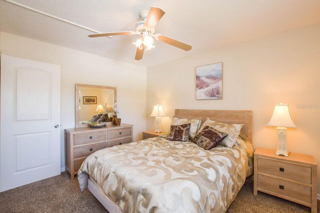 408 CERROMAR CIRCLE S 236, Venice, FL 34293