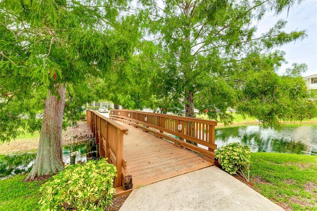 4802 51ST STREET W 512, Bradenton, FL 34210