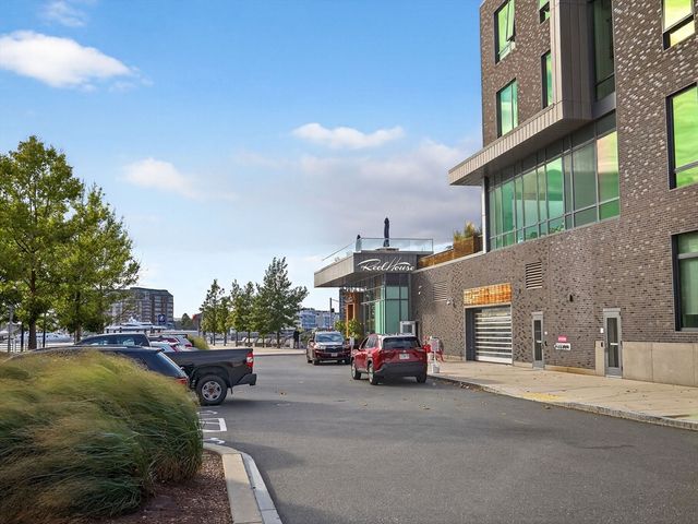 238 Havre St 2, Boston, MA 02128