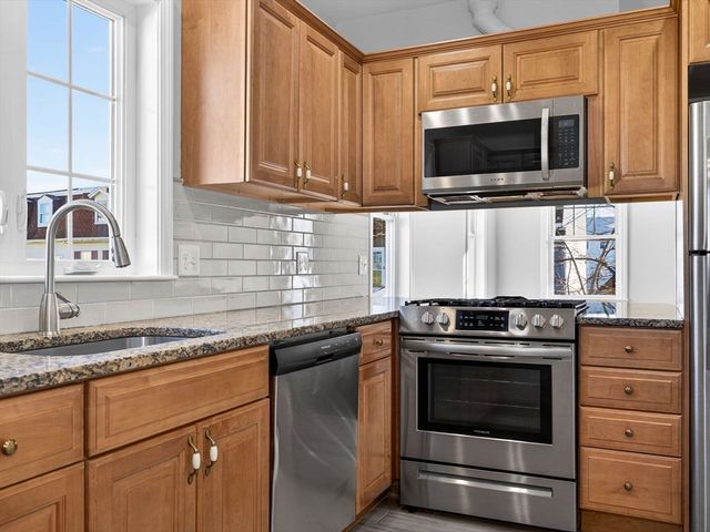 238 Havre St 2, Boston, MA 02128