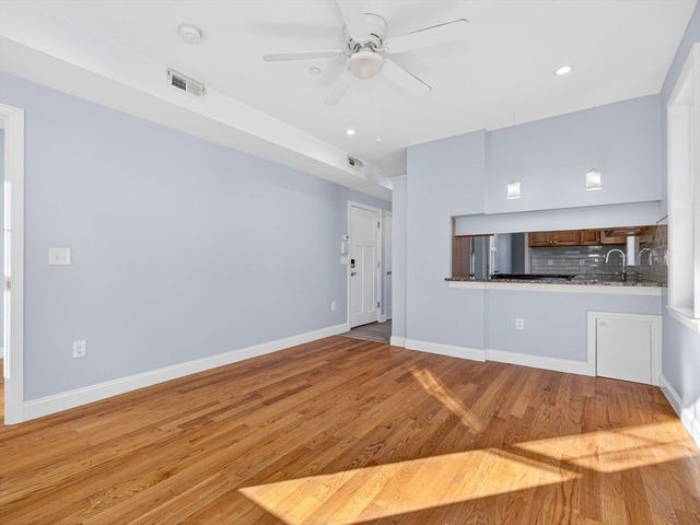 238 Havre St 2, Boston, MA 02128