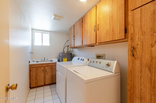 4333 E TANGLEWOOD Drive, Phoenix, AZ 85048