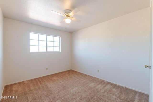 4333 E TANGLEWOOD Drive, Phoenix, AZ 85048