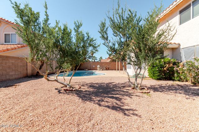 4333 E TANGLEWOOD Drive, Phoenix, AZ 85048