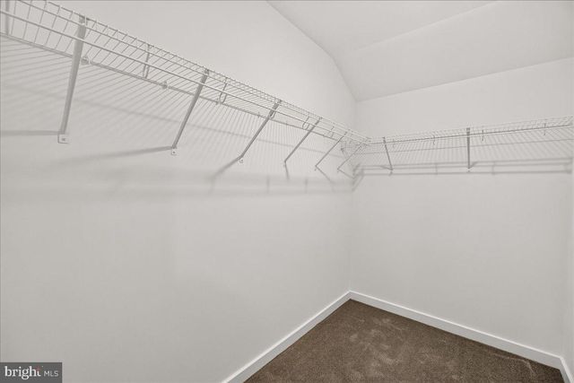 15 GRAINFIELD CT, Martinsburg, WV 25404