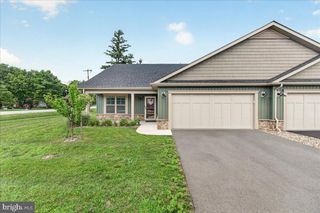 15 GRAINFIELD CT, Martinsburg, WV 25404