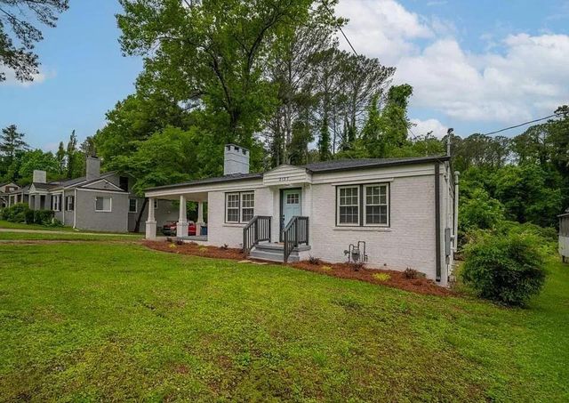 2137 Delowe Drive, East Point, GA 30344