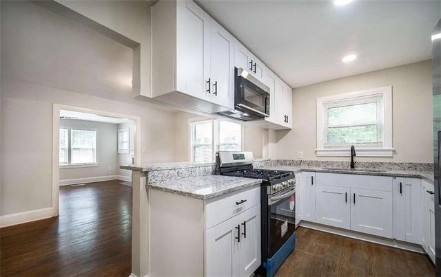 2137 Delowe Drive, East Point, GA 30344