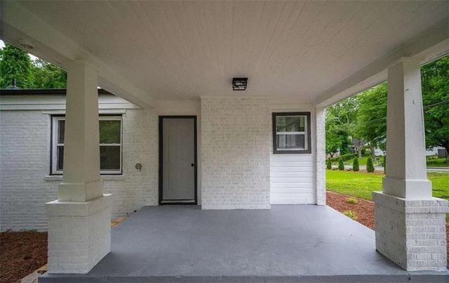 2137 Delowe Drive, East Point, GA 30344