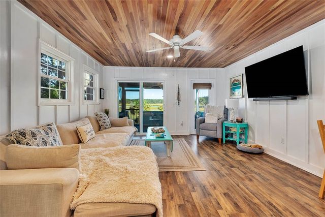 1088 Fiddler Trace, Townsend, GA 31331