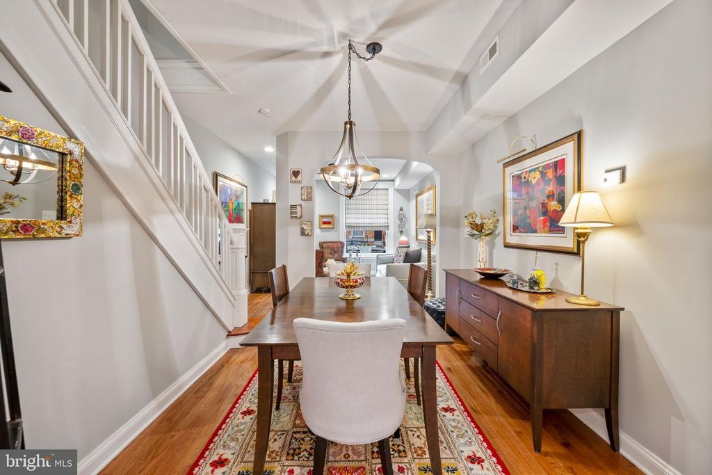 Image 16 of property listing at 603 S EATON ST, Baltimore, MD 21224