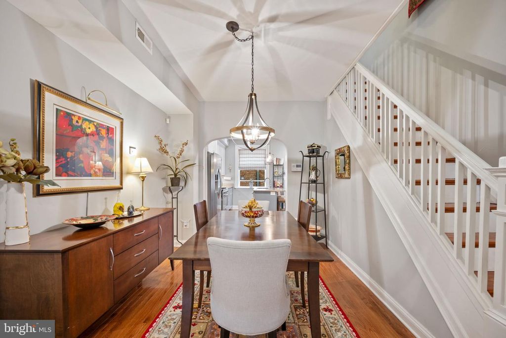 Image 18 of property listing at 603 S EATON ST, Baltimore, MD 21224