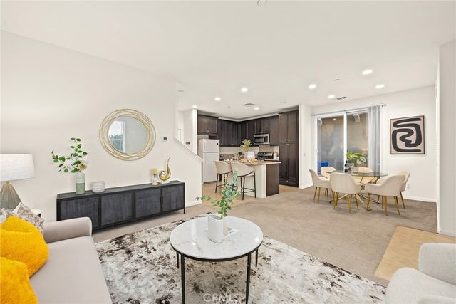 710 Banyan Way, Pomona, CA 91767
