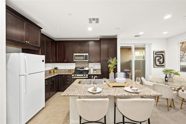 710 Banyan Way, Pomona, CA 91767