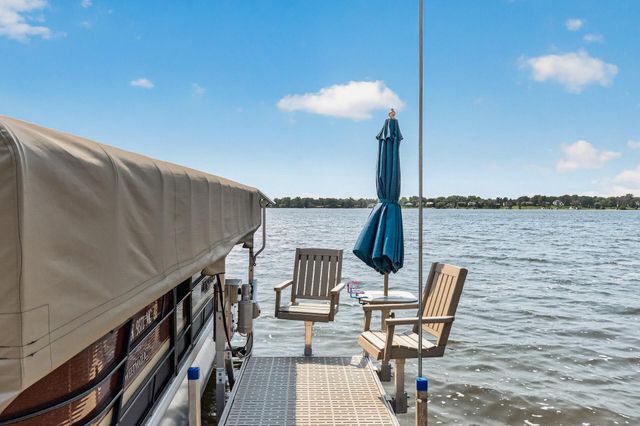 7769 N Shore Circle N, Forest Lake, MN 55025