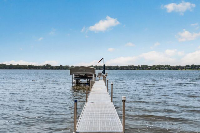 7769 N Shore Circle N, Forest Lake, MN 55025