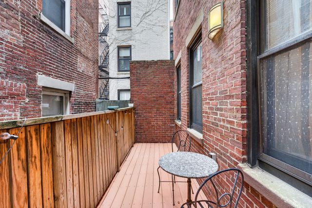 8 Garden Court 2, Boston, MA 02113
