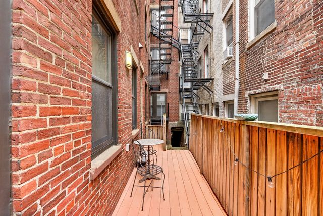 8 Garden Court 2, Boston, MA 02113