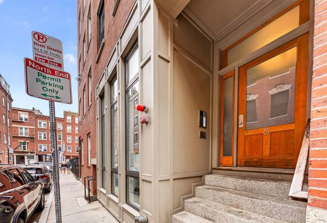 8 Garden Court 2, Boston, MA 02113