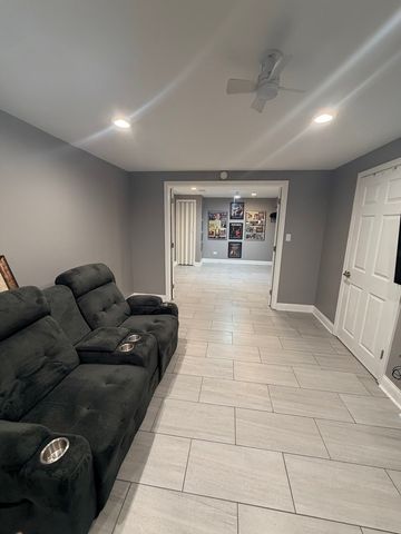 5327 Northwestern Drive, Matteson, IL 60443