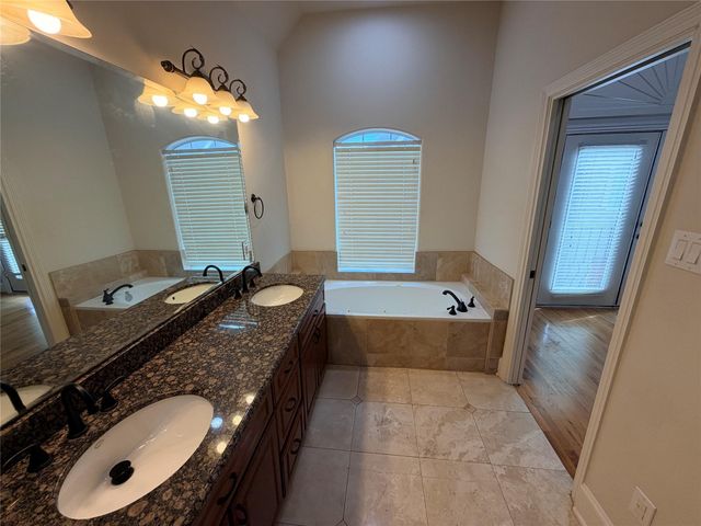 307 Grove Street, Houston, TX 77020