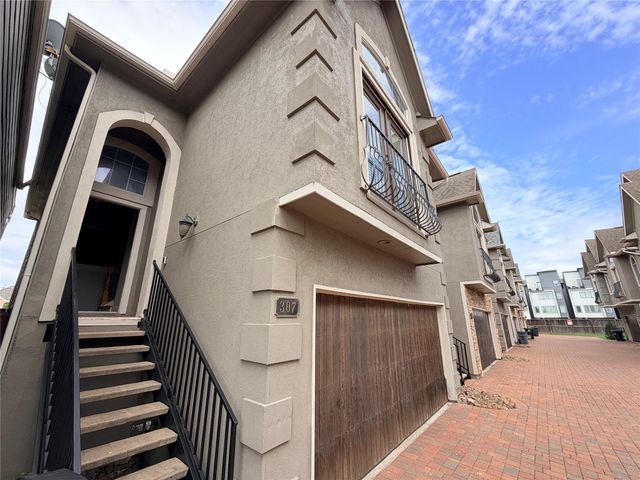 307 Grove Street, Houston, TX 77020