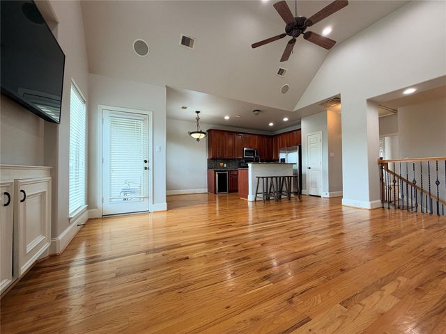 307 Grove Street, Houston, TX 77020