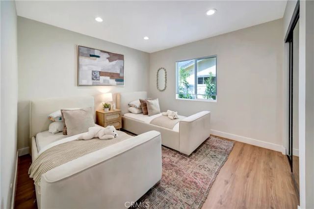 22120 Costanso Street, Woodland Hills, CA 91364