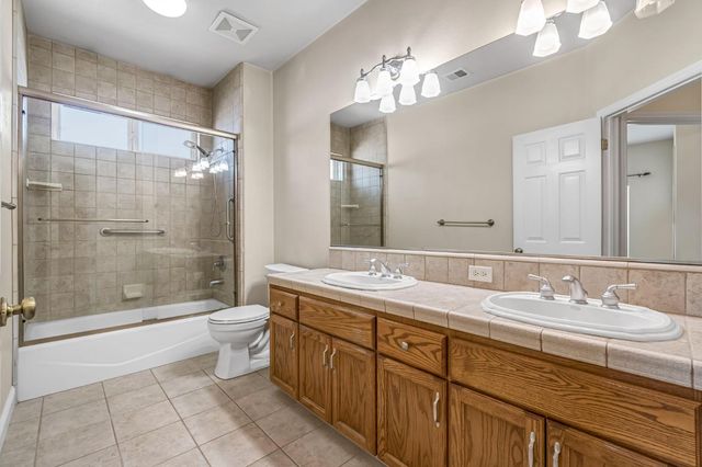 26041 Wayside Drive, Madera, CA 93638