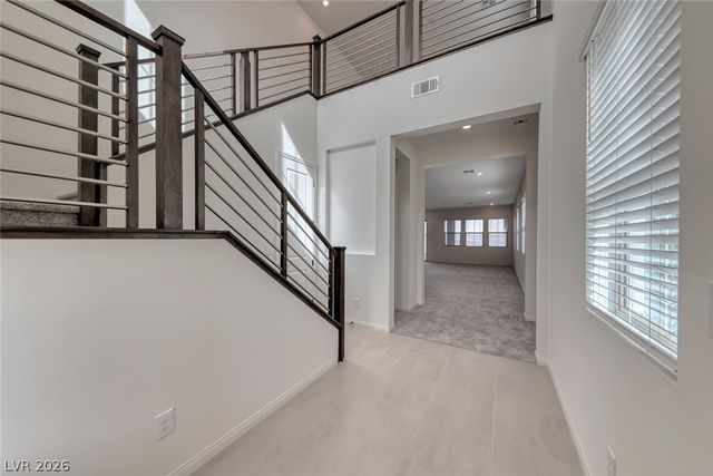 560 Preston Oak Place, Las Vegas, NV 89138