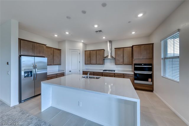 560 Preston Oak Place, Las Vegas, NV 89138