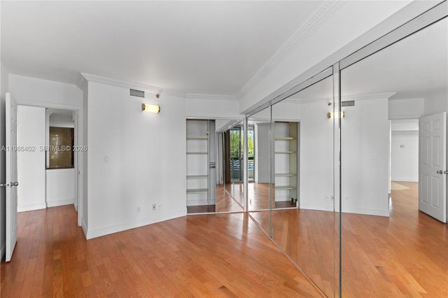 3600 Mystic Pointe Dr 310, Aventura, FL 33180