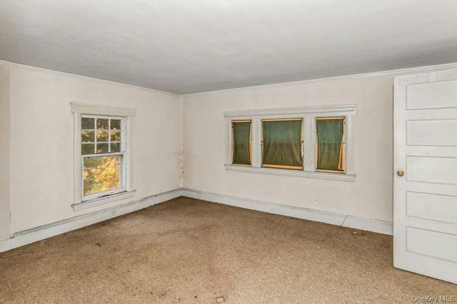 113 Murray Avenue, Port Washington, NY 11050