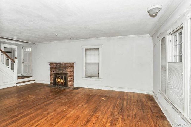 113 Murray Avenue, Port Washington, NY 11050