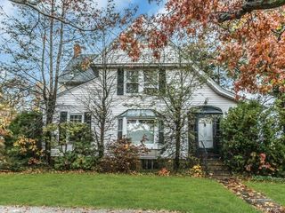 113 Murray Avenue, Port Washington, NY 11050