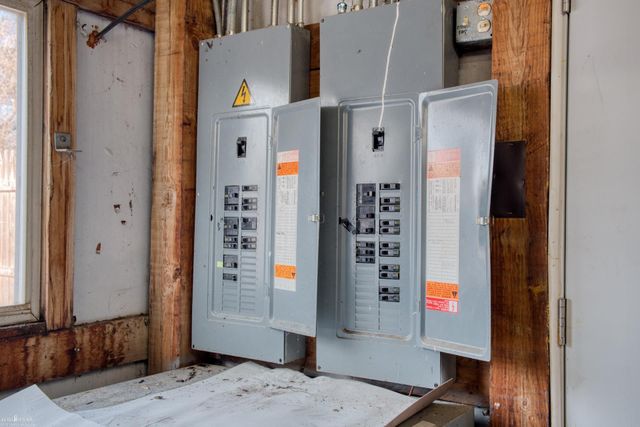 1585 S M-52 Road, Owosso Twp, MI 48867