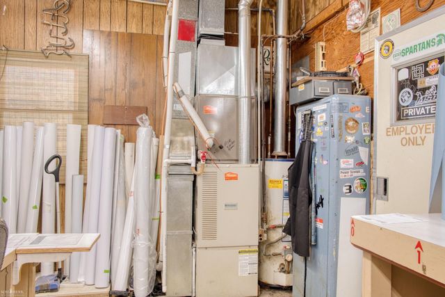 1585 S M-52 Road, Owosso Twp, MI 48867