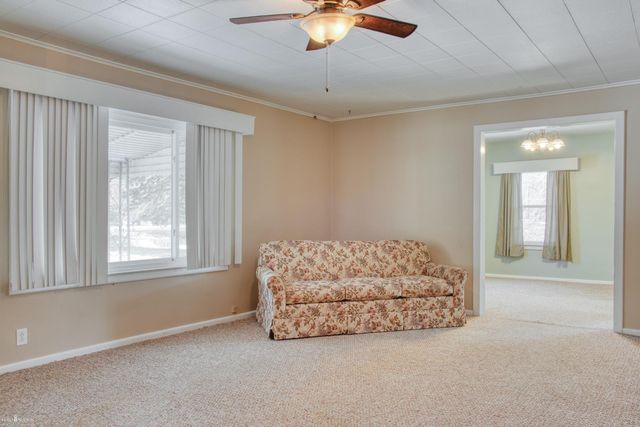 1585 S M-52 Road, Owosso Twp, MI 48867