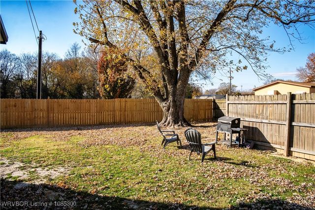 1141 W Delaware Street, Westville, OK 74965